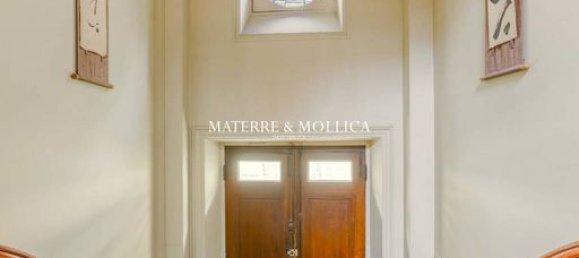 Villa T15 em Paris, France N.º 170237 2