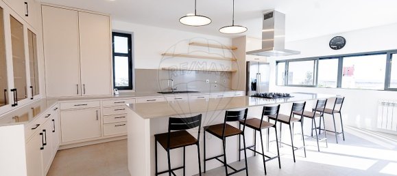 3 bedrooms House in Azambuja, Portugal No. 56350 24