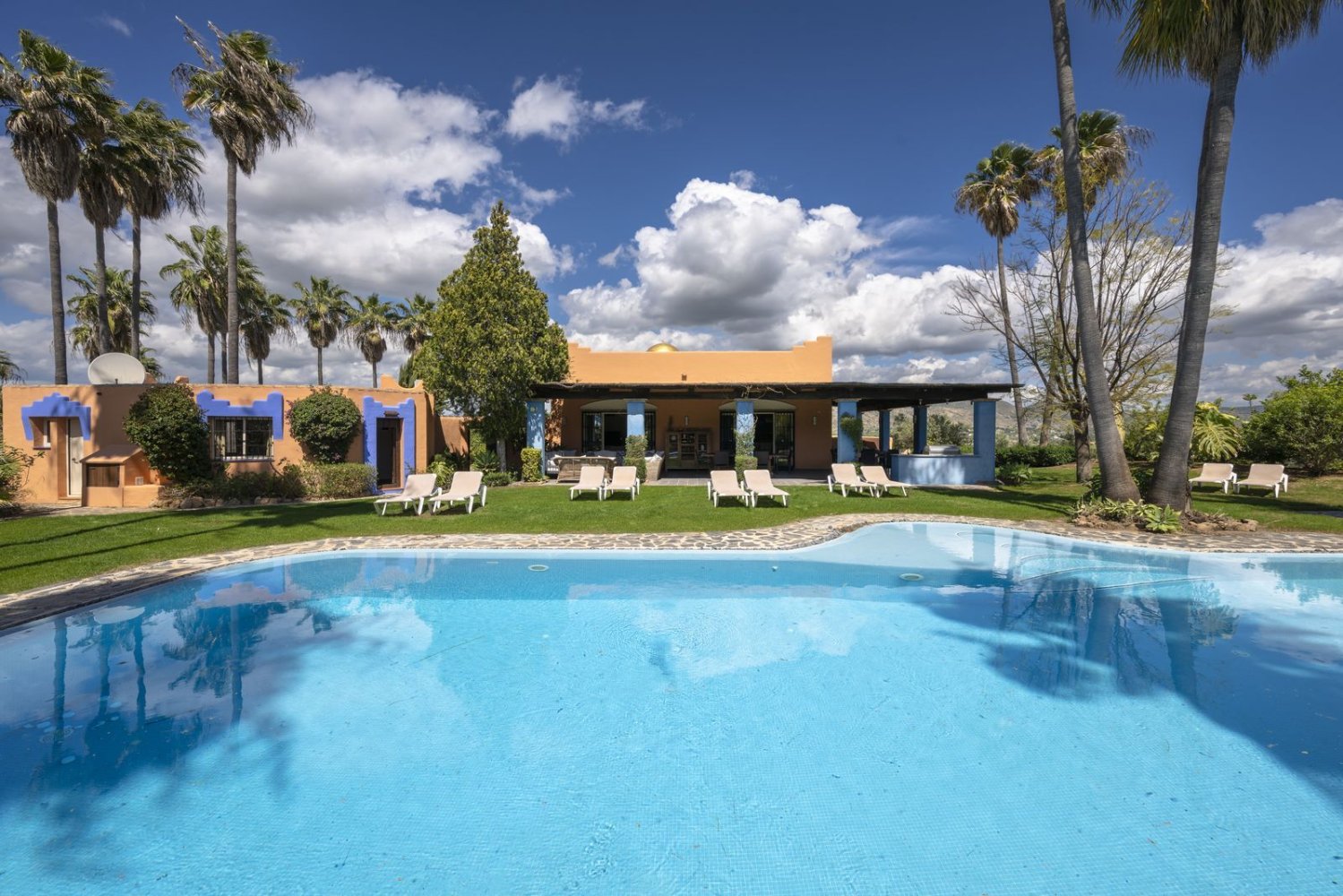 9 غرف نوم منزل في Alhaurin el Grande, Spain رقم 148026