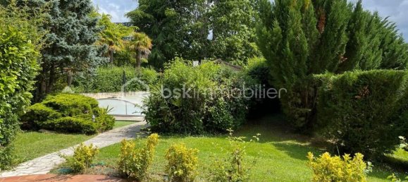 Villa de 3 dormitorios en Occitanie, France No. 335988 14