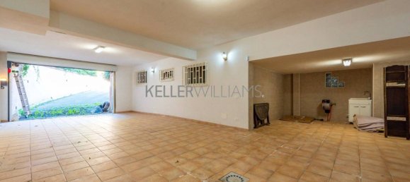 9 bedrooms Villa in Rome, Italy No. 193481 23