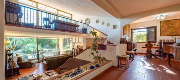 9 bedrooms Villa in Rome, Italy No. 193481 6