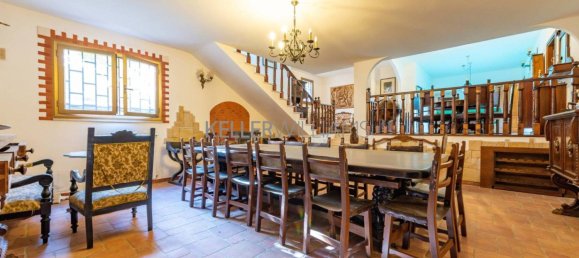 9 bedrooms Villa in Rome, Italy No. 193481 16