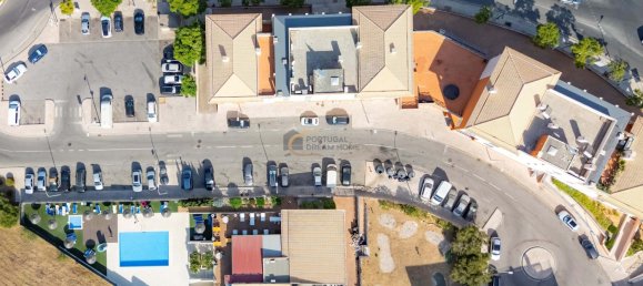 3 Schlafzimmer Wohnung in Albufeira, Portugal, Nr. 332916 7