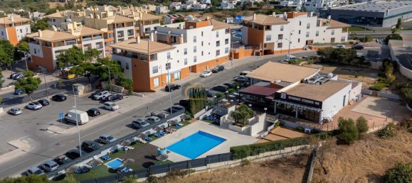 3 Schlafzimmer Wohnung in Albufeira, Portugal, Nr. 332916 3