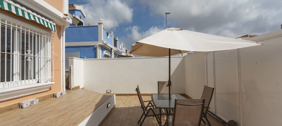 3 bedrooms House in Alicante, Spain No. 191295 2