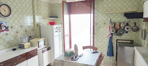 2 bedrooms Apartment in Bari, Italy No. 19689 10