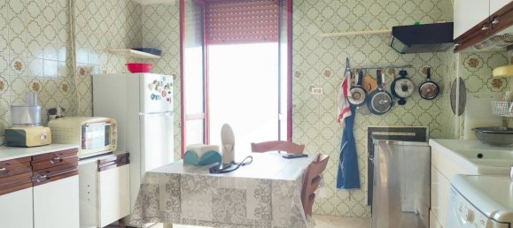 2 bedrooms Apartment in Bari, Italy No. 19689 9