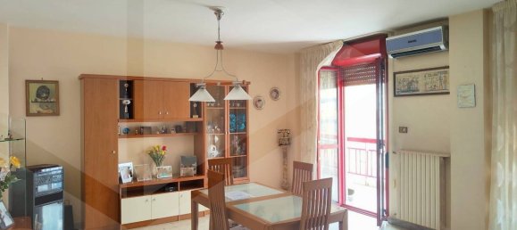 2 bedrooms Apartment in Bari, Italy No. 19689 3