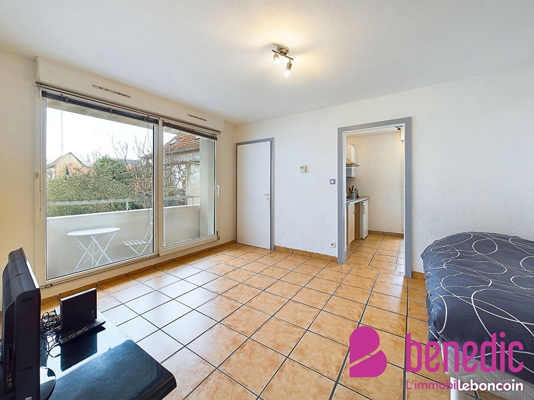 Apartamento de 1 dormitorio en Strasbourg, France No. 225162