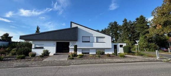 4 bedrooms Townhouse in Monchengladbach, Germany No. 296247 7