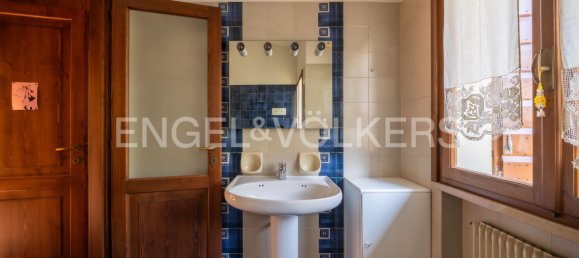 4 bedrooms House in Monfumo, Italy No. 63008 24