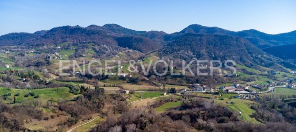 4 bedrooms House in Monfumo, Italy No. 63008 3