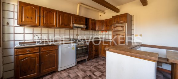 4 bedrooms House in Monfumo, Italy No. 63008 12