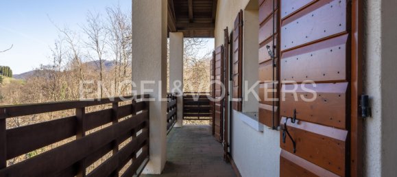 4 bedrooms House in Monfumo, Italy No. 63008 20