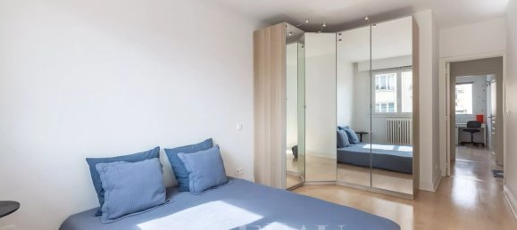 Apartamento de 3 dormitorios en Paris, France No. 166073 9