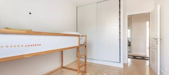 Apartamento de 3 dormitorios en Paris, France No. 166073 15