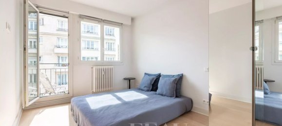 Apartamento de 3 dormitorios en Paris, France No. 166073 8