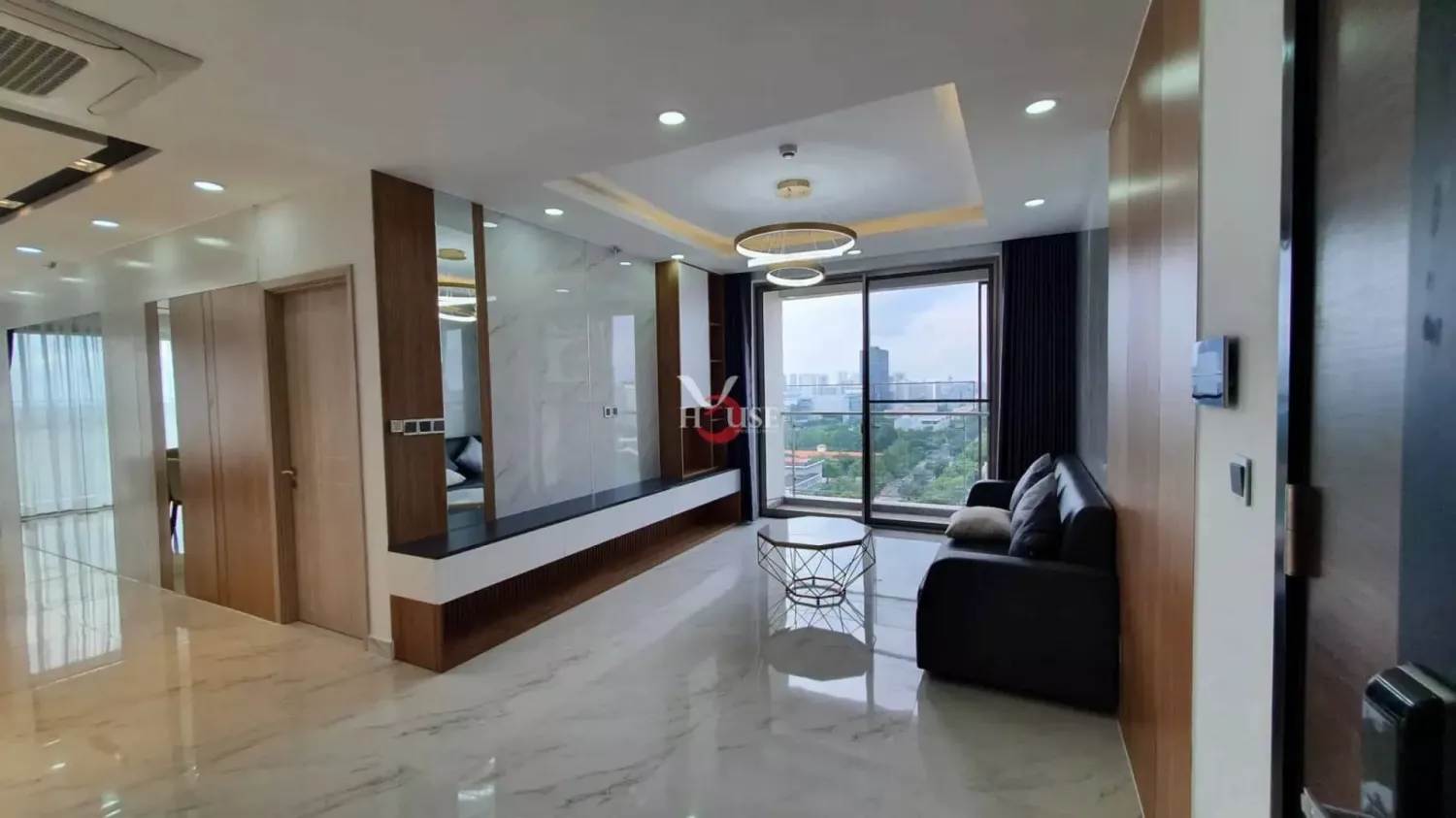 Квартира с 3 спальнями в Район 7, Вьетнам № 9938