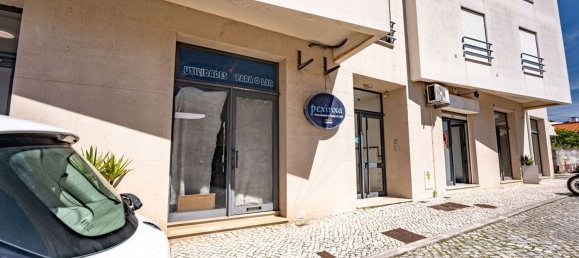 68m² Commercial property in Pombal, Portugal No. 66976 2