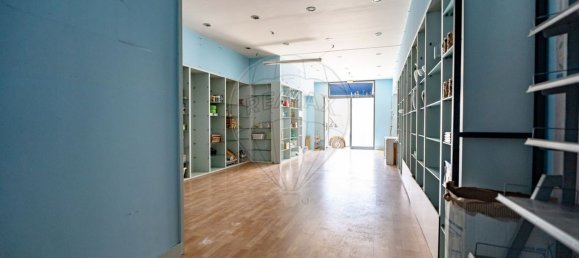 68m² Commercial property in Pombal, Portugal No. 66976 12