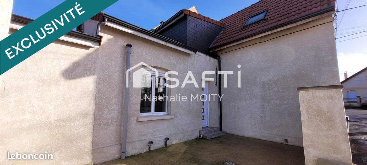 Casa de 2 dormitorios en Saint-Quentin, France No. 82075