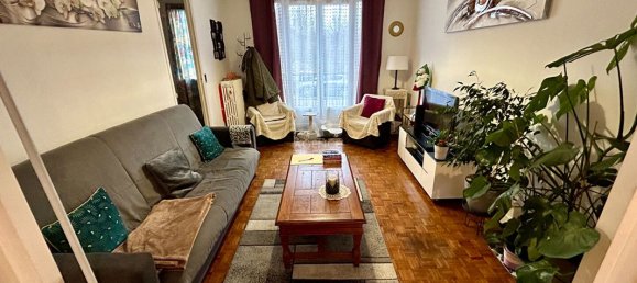 Casa de 2 dormitorios en Carrieres-sous-Poissy, France No. 167635 3