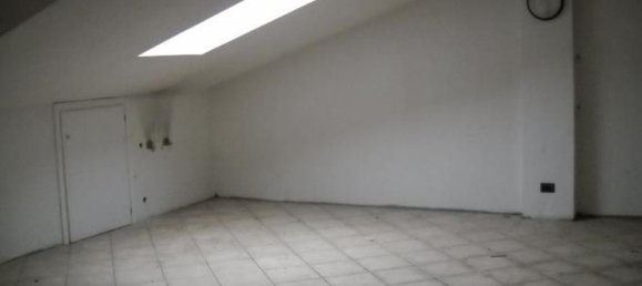 Apartamento de 5 divisões em Besana in Brianza, Italy N.º 4109 7