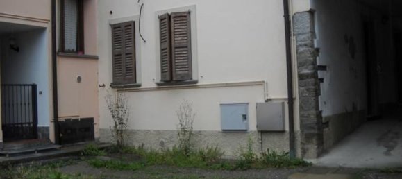 Apartamento de 5 divisões em Besana in Brianza, Italy N.º 4109 2