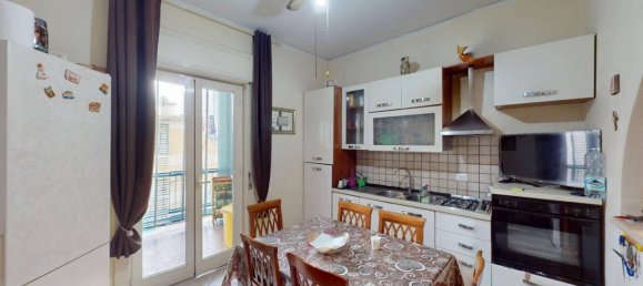 3-Zimmer Wohnung in Ercolano, Italy, Nr. 21373 2