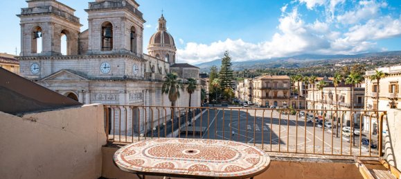 4 bedrooms Apartment in Giarre, Italy No. 53627 4