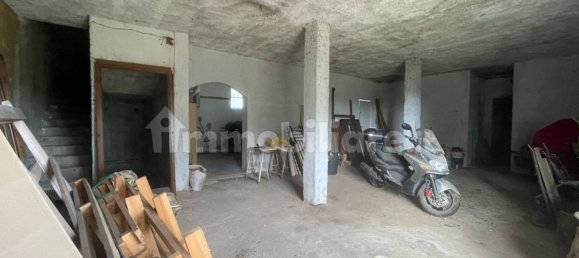 Дом с 4 комнатами в Лентате суль Севезо, Италия № 314295 3