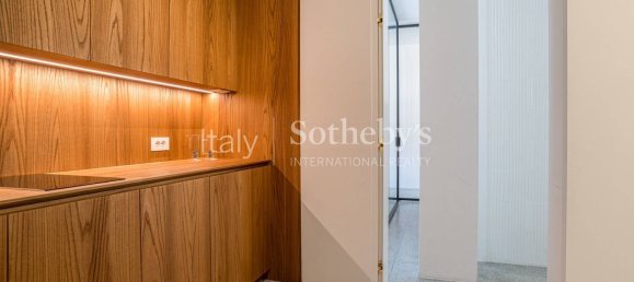 3 rooms Apartment in Bergamo, Italy No. 221694 10