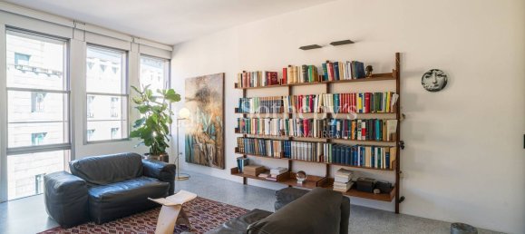 3 rooms Apartment in Bergamo, Italy No. 221694 2