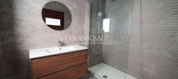 2 chambres Penthouse à Attard, Malta No. 10122 20