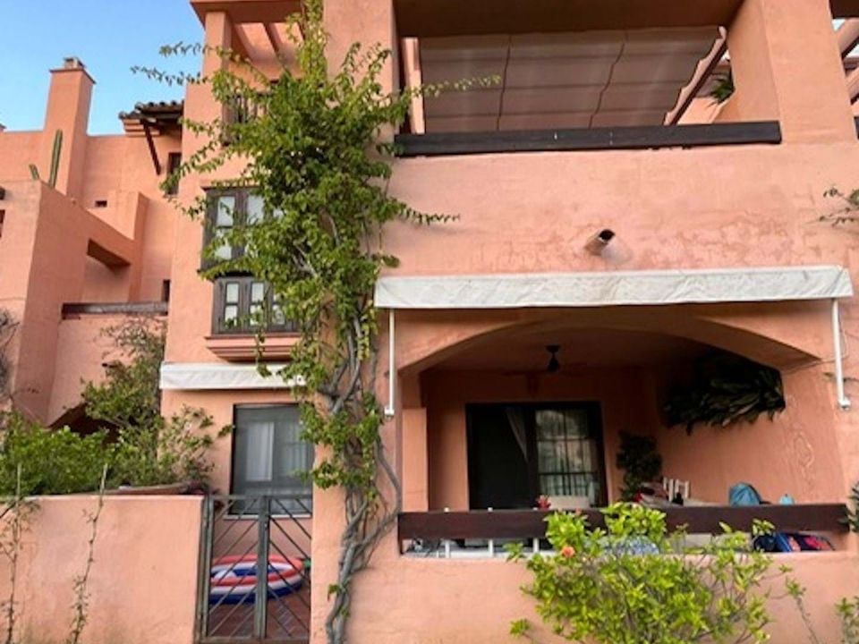 2 bedrooms Apartment in Estepona, Spain No. 189601