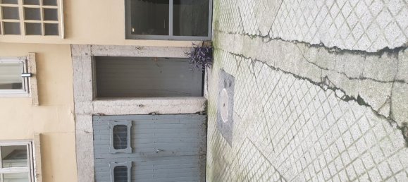 1 room Warehouse in Lyon, France No. 319073 2