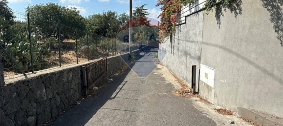 Terreno en Gravina di Catania, Italy 1460 m² No. 288998 14