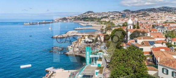 353m² Building in Funchal, Portugal No. 72843 11