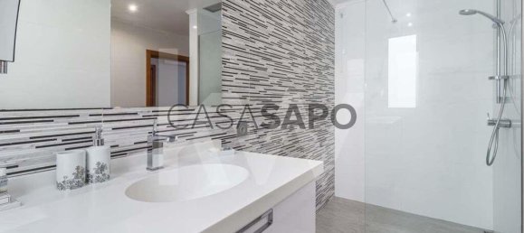 353m² Building in Funchal, Portugal No. 72843 23