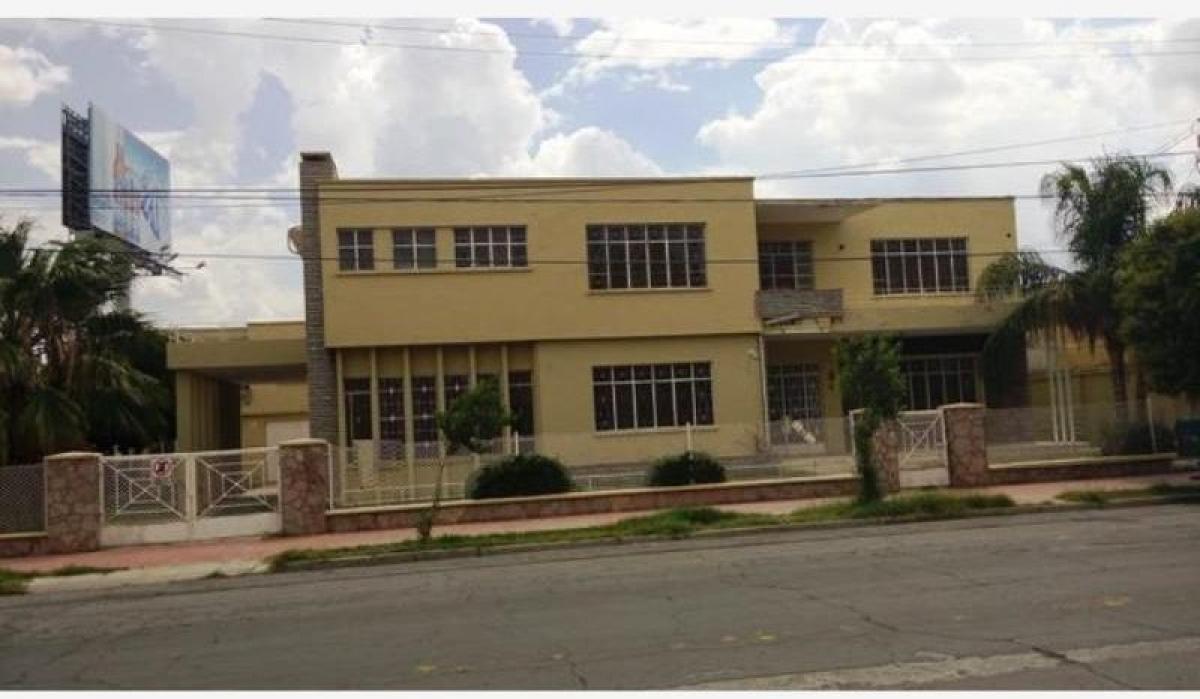 8 bedrooms House in Playa Vicente, Mexico No. 162958