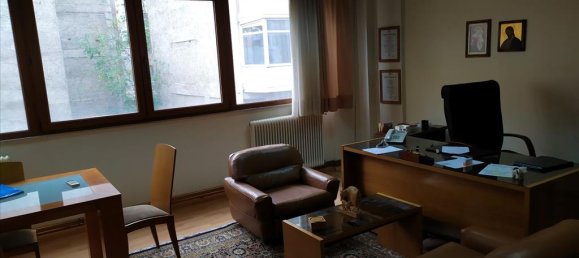 180m² Property in Thessaloniki, Greece No. 4454 3