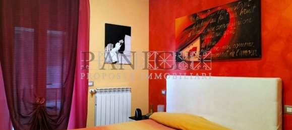 3 rooms Apartment in Asciano, Italy No. 85253 9