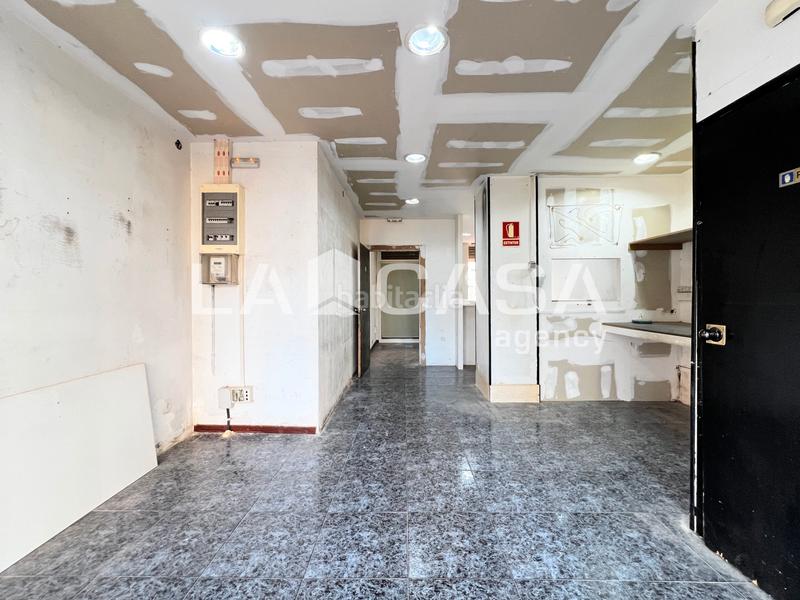 Propriété commerciale à Badalona, Spain 60m² No. 276186