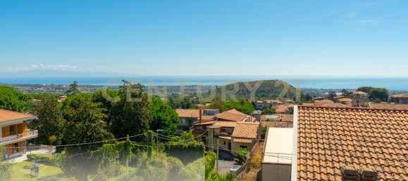 Здание с 3 спальнями в Трекастаньи, Италия № 316926 24