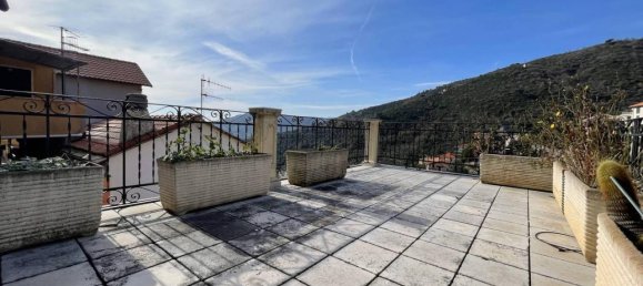 4 rooms House in Alassio, Italy No. 153914 9