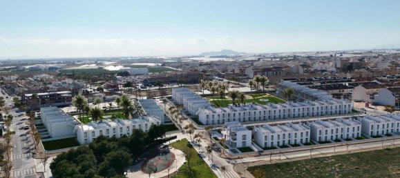 2 bedrooms Bungalow in Pilar de la Horadada, Spain No. 288626 2