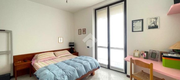 4 rooms Apartment in Bregnano, Italy No. 92656 18