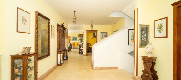 Вилла с 6 комнатами в Морлупо, Италия № 140407 22