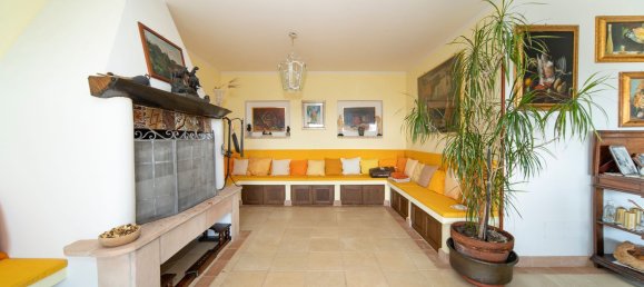 Вилла с 6 комнатами в Морлупо, Италия № 140407 8